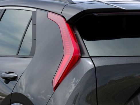 New 2025 Kia Niro Wave w/ Wave Preserve Package FWD image 11