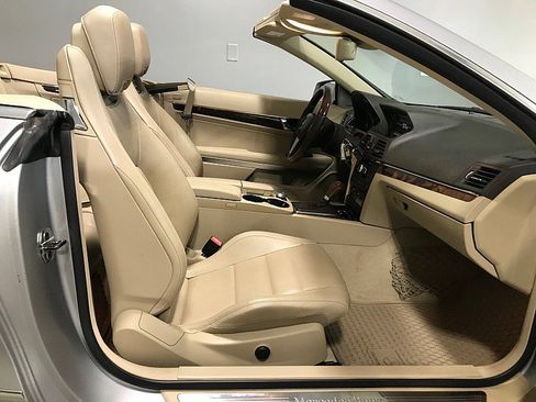 Used 2012 Mercedes-Benz E 350 Cabriolet image 21