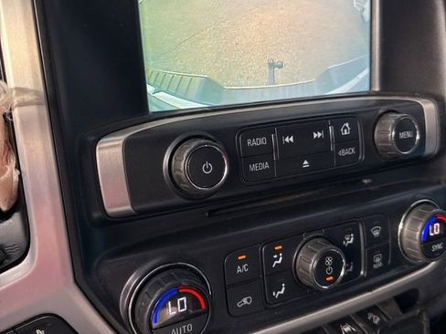 Used 2017 GMC Sierra 1500 SLT w/ SLT Premium Package image 7