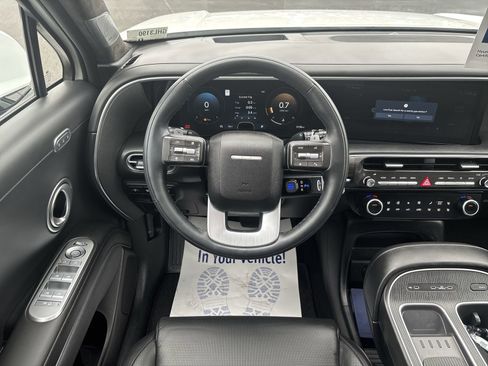 Used 2026 Hyundai Palisade Calligraphy AWD/4WD image 17