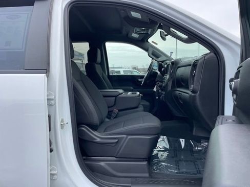 Certified 2021 Chevrolet Silverado 2500 Custom w/ Custom Value Package image 13