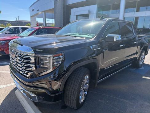Used 2023 GMC Sierra 1500 Denali w/ Denali Reserve Package image 2