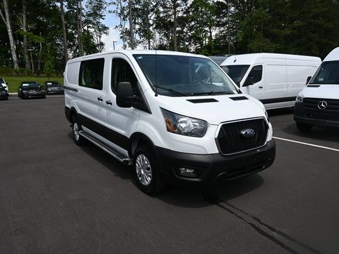 Used 2025 Ford Transit 250 Low Roof w/ Exterior Upgrade Package RWD image 21