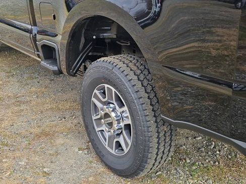 New 2026 Ford F150 XLT w/ Equipment Group 302A MID AWD/4WD image 8