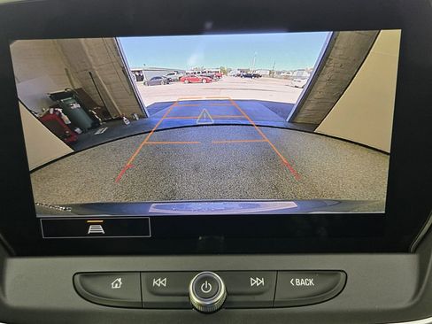 New 2026 Chevrolet Blazer LT w/ LPO, Black Grille Bar Package FWD image 18