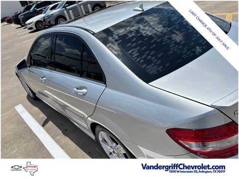 Used 2011 Mercedes-Benz C 350 Sport image 10