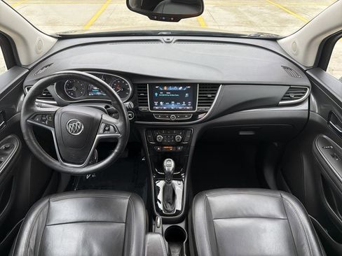Used 2018 Buick Encore Essence image 36