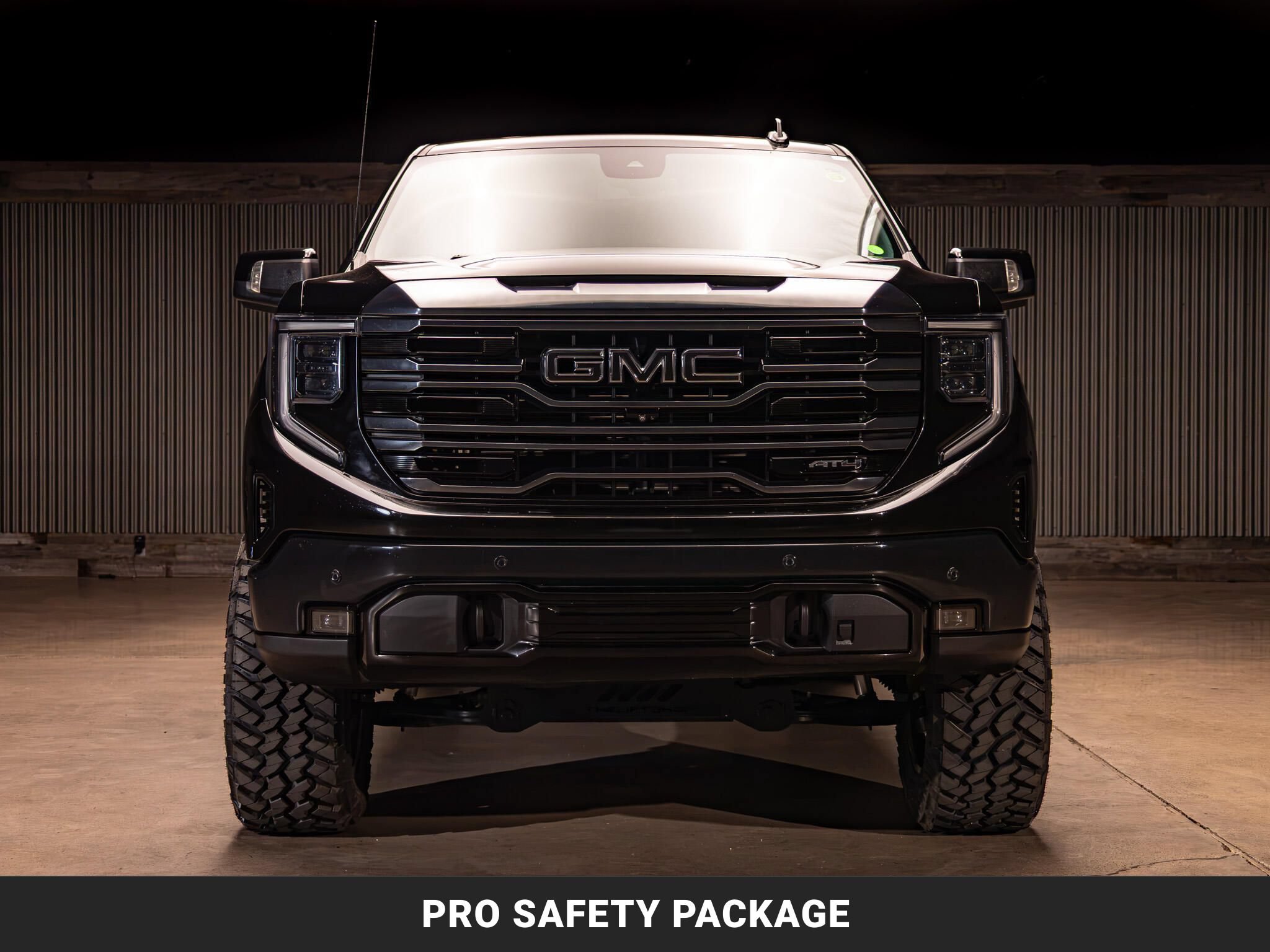 Used 2023 GMC Sierra 1500 AT4 w/ AT4 Preferred Package AWD/4WD image 4