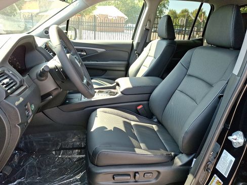 New 2025 Honda Ridgeline RTL image 9