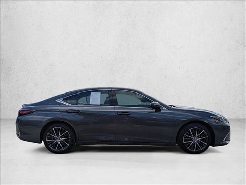 Used 2024 Lexus ES 250 w/ Premium Package AWD/4WD image 4