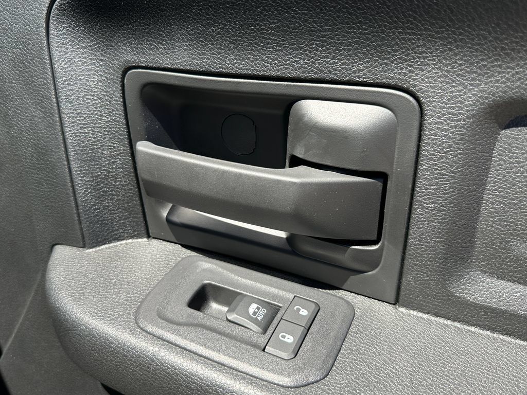 New 2026 RAM 2500 Warlock AWD/4WD image 15