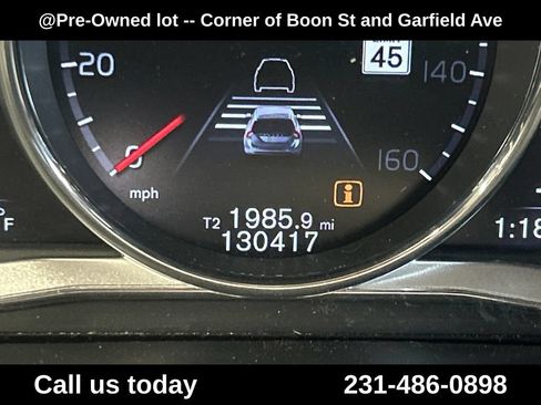 Used 2016 Volvo V60 T5 Cross Country Platinum AWD/4WD image 23