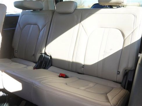 Used 2024 Ford Expedition Max Limited image 15