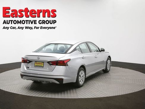 Used 2024 Nissan Altima 2.5 S image 39