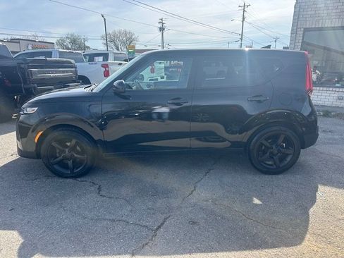 Used 2020 Kia Soul LX image 8