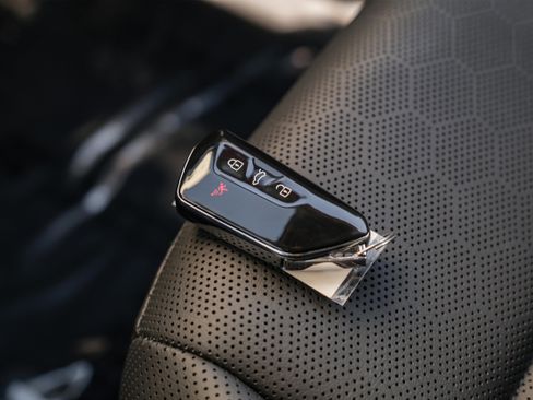 Used 2024 Volkswagen ID.4 Pro S image 54