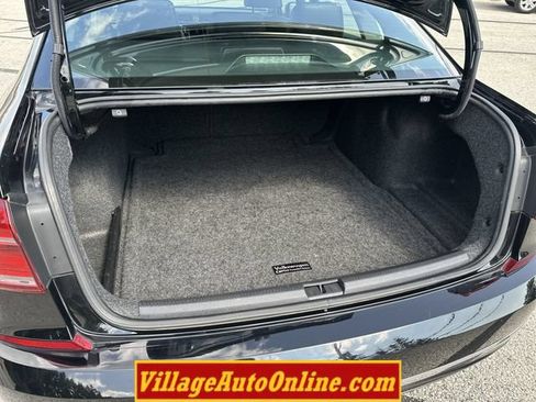 Used 2016 Volkswagen Passat 1.8T SE w/ Lighting Package (P06) FWD image 34