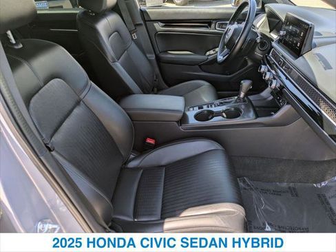 Certified 2025 Honda Civic Sport image 25