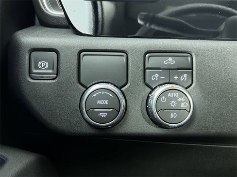 Used 2026 GMC Sierra 1500 Elevation image 18