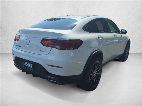 Used 2021 Mercedes-Benz GLC 300 4MATIC Coupe image 5