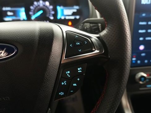 Used 2024 Ford Edge ST-Line AWD/4WD image 16