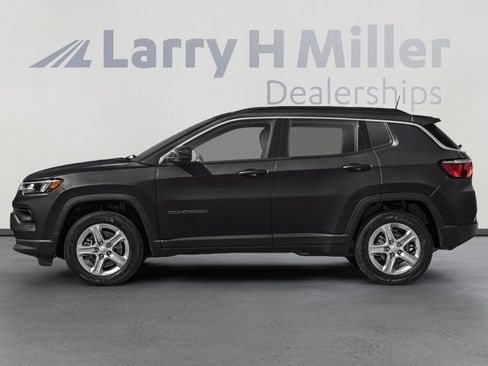 New 2026 Jeep Compass Latitude w/ Quick Order Package 29K image 4