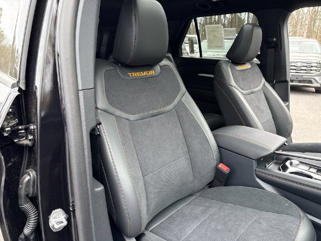 Used 2026 Ford Explorer Tremor w/ Tremor Ultimate Package AWD/4WD image 24