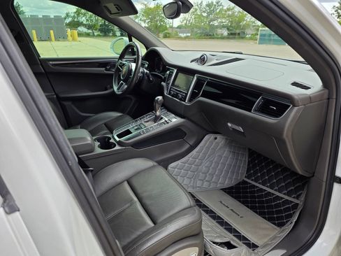 Used 2015 Porsche Macan S AWD/4WD image 19