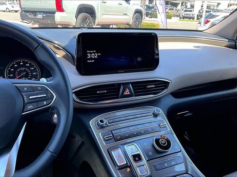 Used 2023 Hyundai Santa Fe SEL FWD image 8