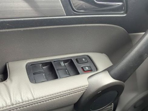 Used 2010 Honda CR-V EX-L image 30