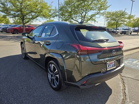 New 2026 Lexus UX 300h AWD image 8