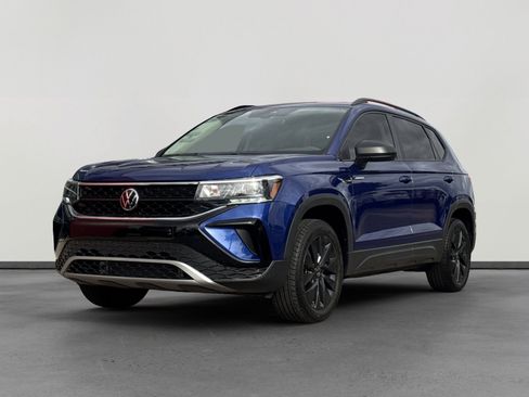 Certified 2024 Volkswagen Taos S image 1