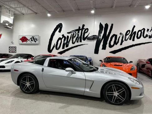 Used 2010 Chevrolet Corvette Coupe w/ Preferred Equipment Group image 10