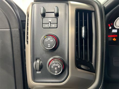 Used 2015 GMC Sierra 3500 Denali w/ Duramax Plus Package image 16