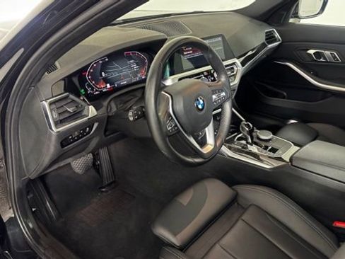 Used 2022 BMW 330i xDrive Sedan w/ Driving Assistance Package image 10