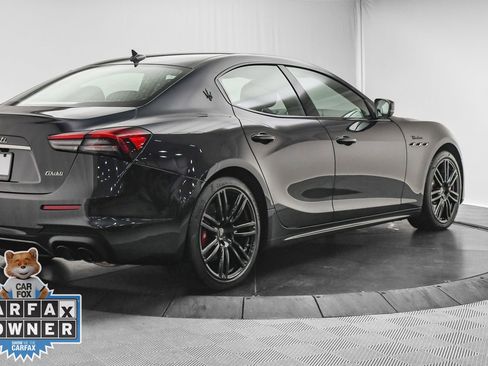 Used 2023 Maserati Ghibli Modena Q4 image 9