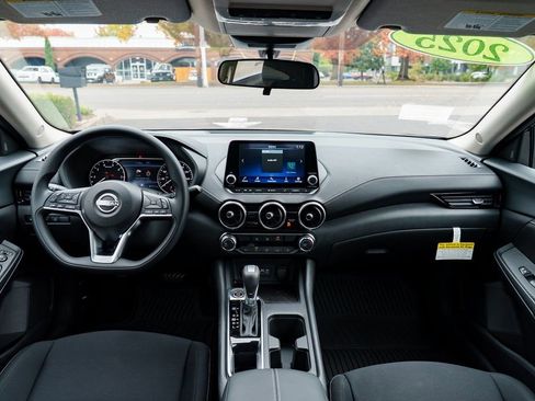New 2025 Nissan Sentra SV image 8