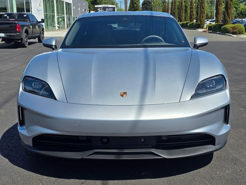 Used 2025 Porsche Taycan 4S AWD/4WD image 8