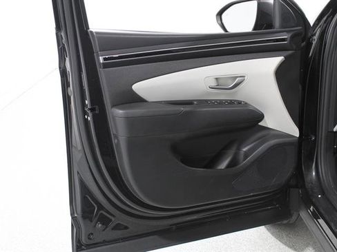 Used 2023 Hyundai Tucson SEL w/ Convenience Package image 4