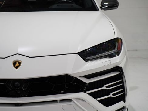 Used 2021 Lamborghini Urus AWD/4WD image 30