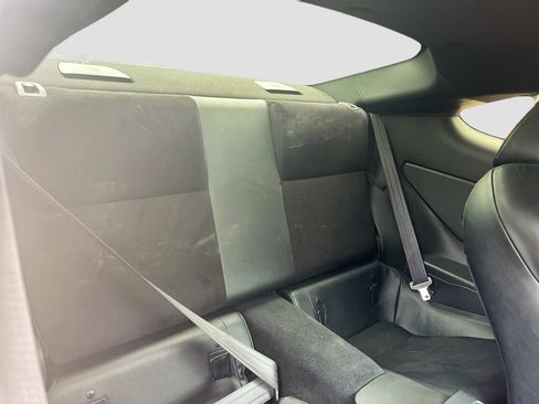 Used 2025 Toyota GR86 Premium RWD image 25