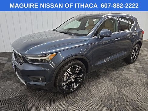 Used 2021 Volvo XC40 T5 Inscription w/ Climate Package AWD/4WD image 8
