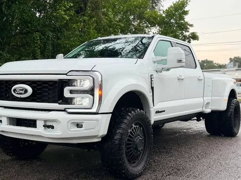 Used 2026 Ford F450 Lariat w/ FX4 Off-Road Package AWD/4WD image 19