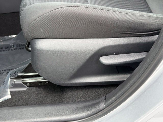 Used 2019 Toyota RAV4 LE w/ All Weather Liner Package AWD/4WD image 20