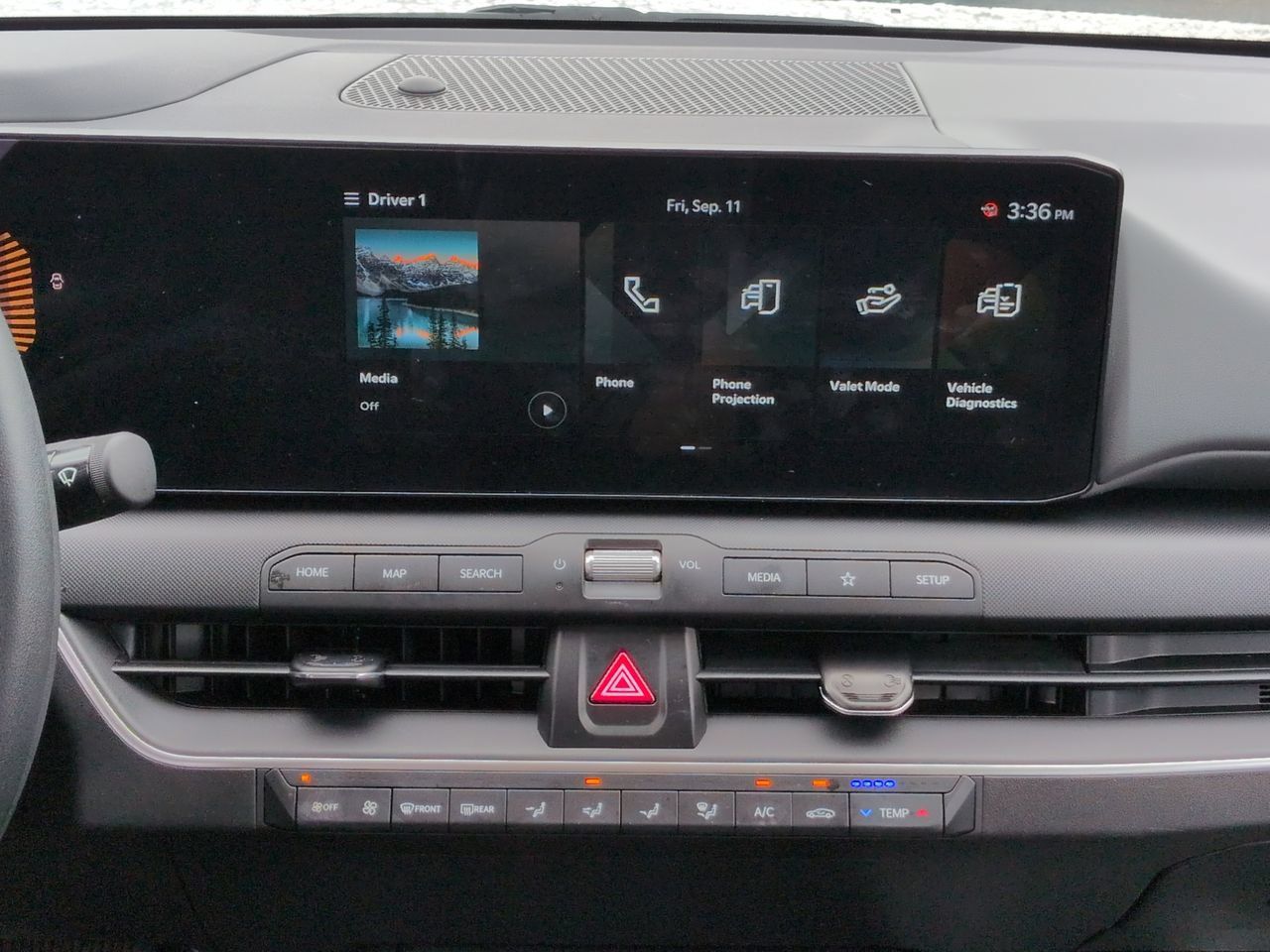 Certified 2025 Kia K4 FWD image 17