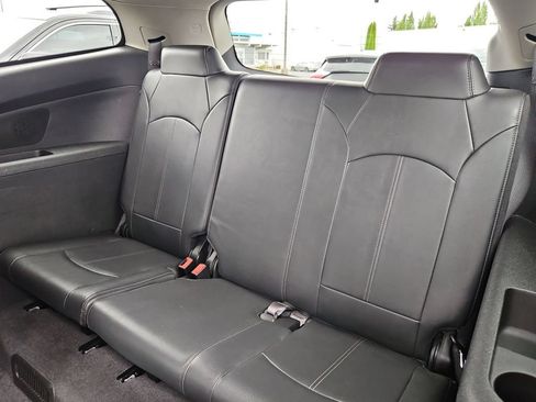 Used 2017 Chevrolet Traverse LT AWD/4WD image 33
