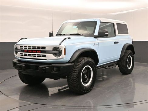 Used 2024 Ford Bronco Heritage Edition image 4