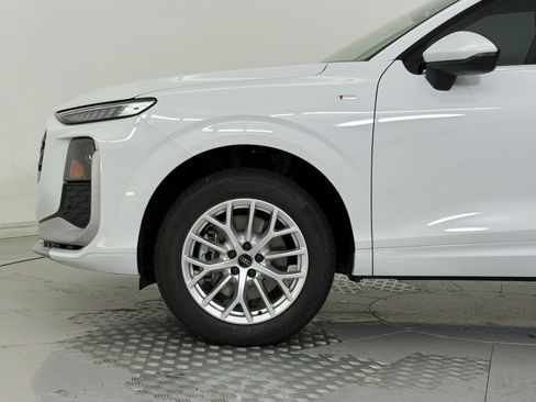 New 2026 Audi Q3 quattro 2.0T AWD/4WD image 22