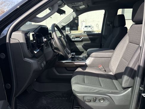 New 2026 Chevrolet Silverado 1500 LT Trail Boss w/ Dark Appearance Package image 21