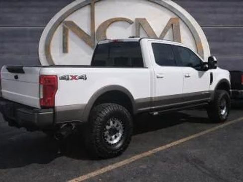 Used 2021 Ford F250 King Ranch image 2